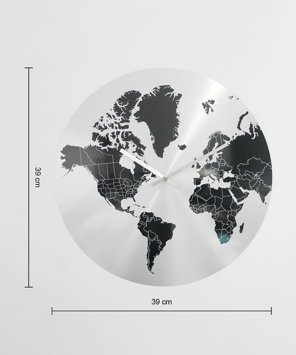 Mondmapo- Silver Roman Global Wall Clock