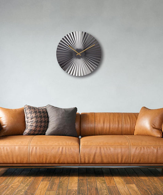 Arbusto – Star Axis Wall Clock